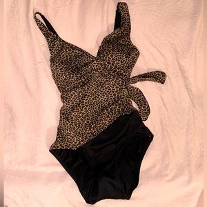 Gabar Shapping Leopard Swimsuit